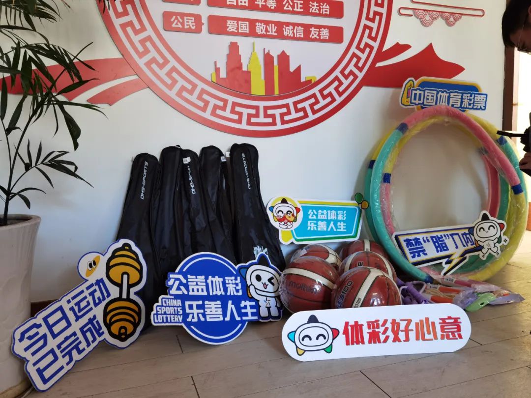 禁让我们反
